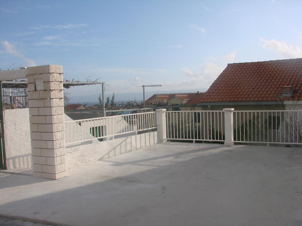 Apartman Restovic Bol Exterior foto